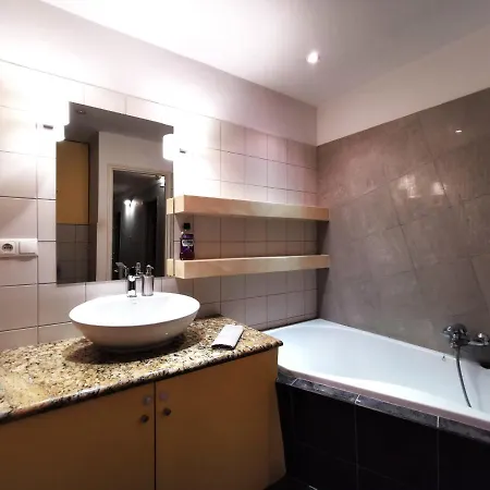 Apartament Nozownicza ~ Self Check-in 24h ~ Lift