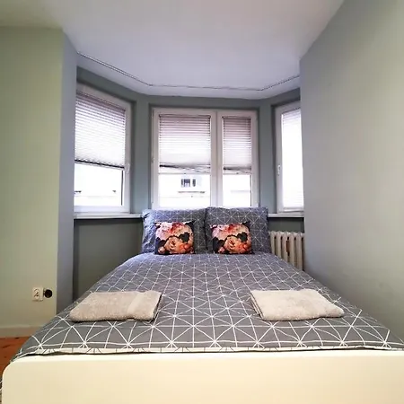 Nozownicza ~ Self Check-in 24h ~ Lift * Breslau